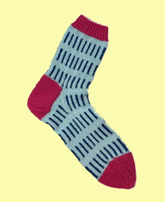 ALBERTES STRØMPE - en strikkeopskrift fra Foreningen Ingen Bliver Efterladt